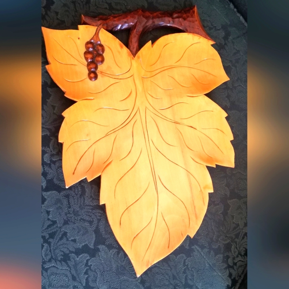 Leaf tray or decorative wood piece